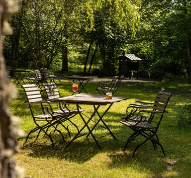 Wellnessurlaub Rhön. Hotel mit Garten & Schwimmteich